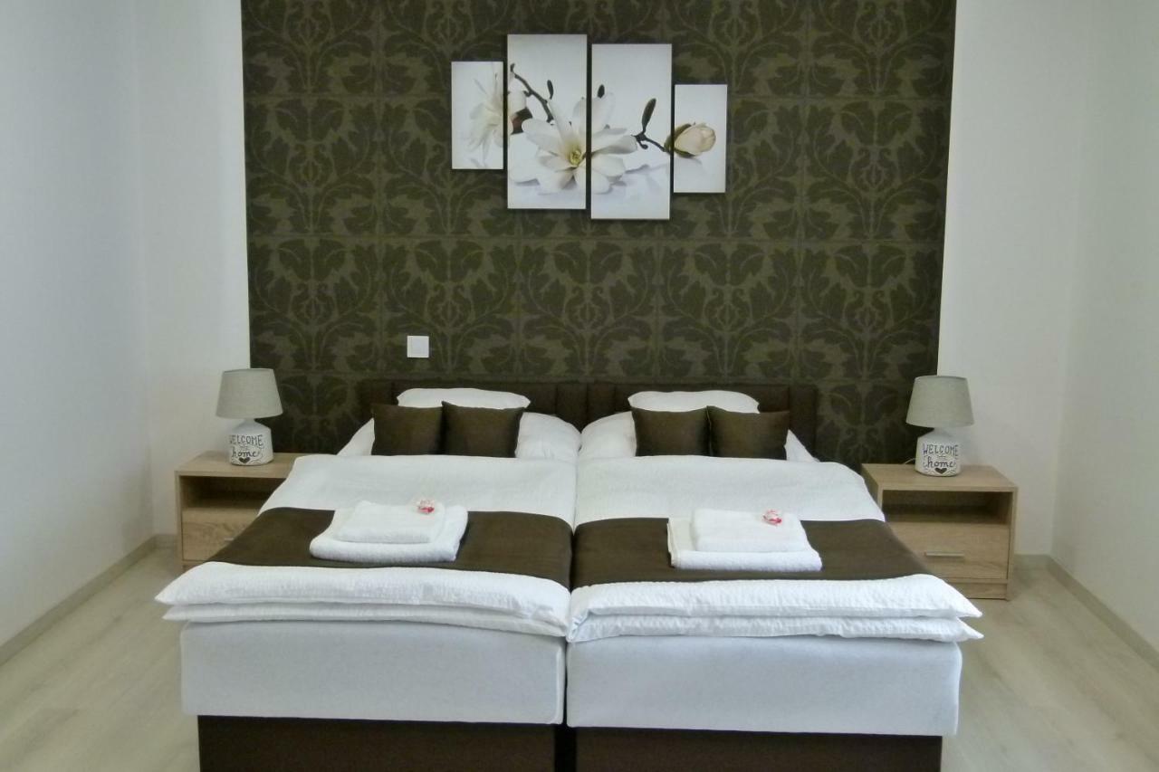 Wolf House Apartman Залегершег Екстериор снимка